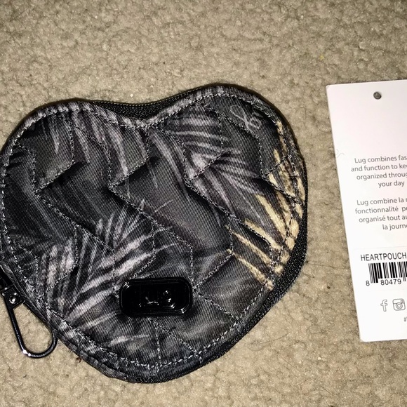 Lug Tropical Fog Heart Pouch - Picture 1 of 1
